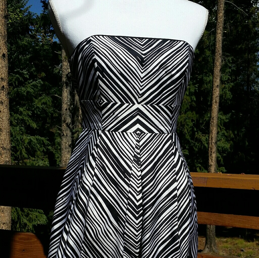 White house black market silk dress size 0
